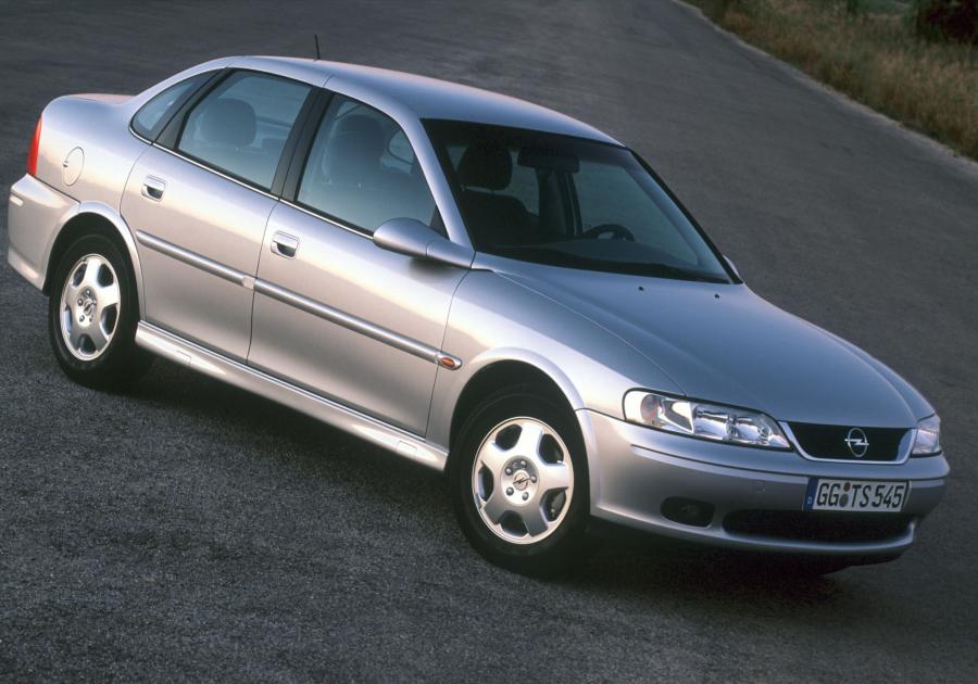  Opel Vectra Sedan (B) 1999 года  (фото 19 из 31)